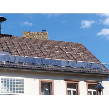 Photovoltaikanlage auf der Ostseite des Daches